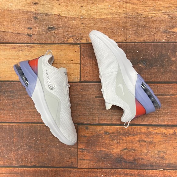 Nike Women's Air Max Motion 2 Running Shoes - Picture 2 of 7